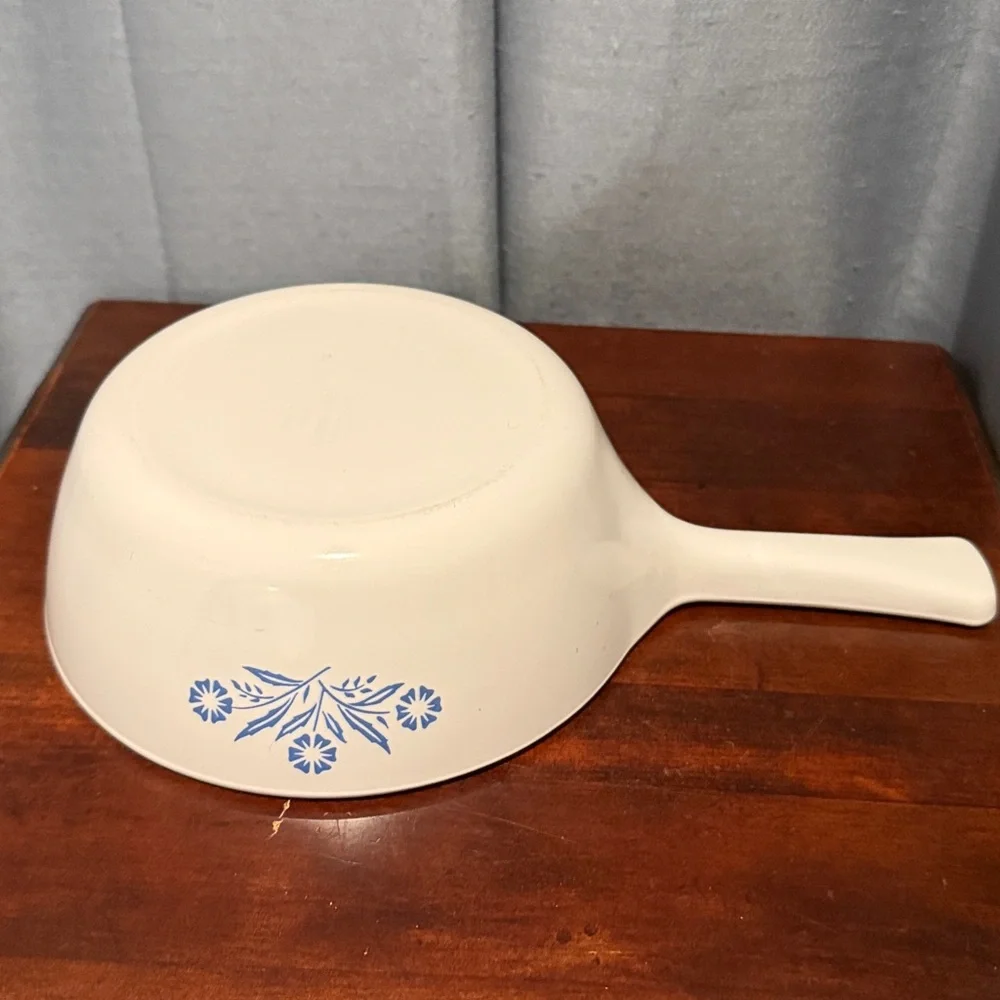 1960s Vintage Corning Ware P-81-B  1 Pint Pt.  Blue Cornflower Menuette Pan